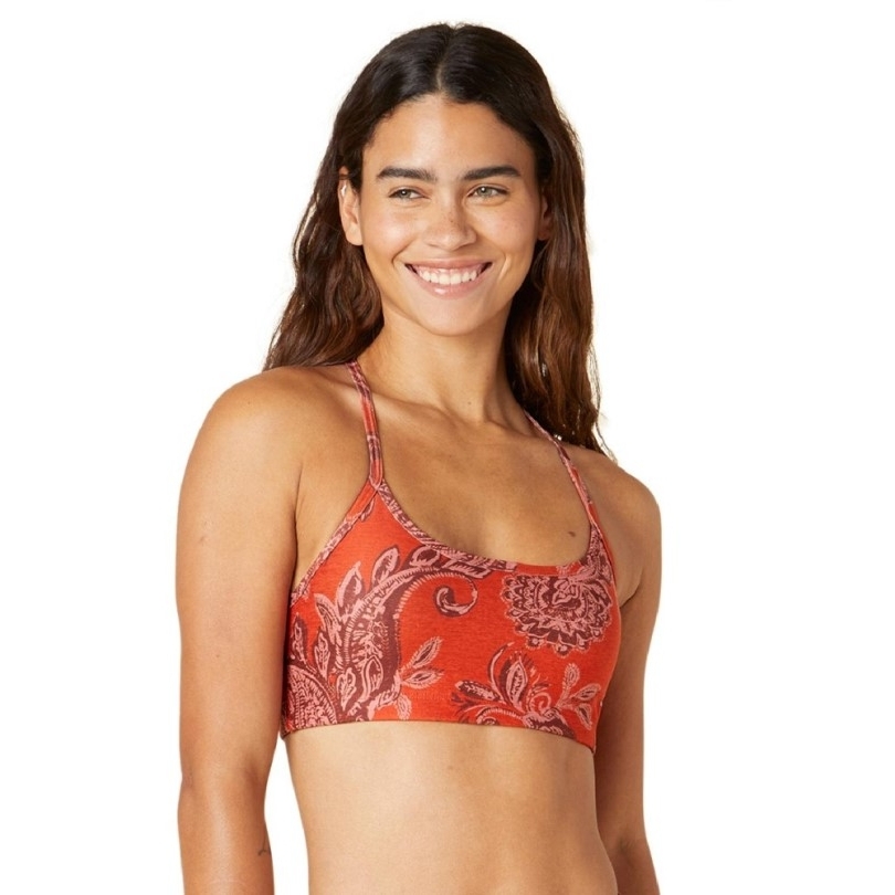Beyond Yoga Bedruckter Spacedye Slim Racerback BH Rei Co-op Chai Paprika Paisley